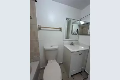 5701 W 25th Ct #305, Hialeah, FL 33016 - Photo 12