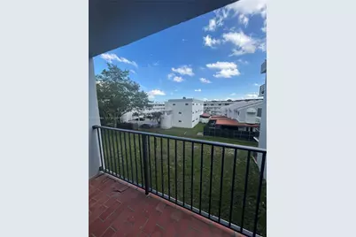 5701 W 25th Ct #305, Hialeah, FL 33016 - Photo 20