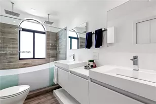 1150 98th St, Bay Harbor Islands, FL 33154 - Photo 12