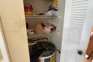 1351 SW 141st Ave, Pembroke Pines, FL 33027 - Photo 8