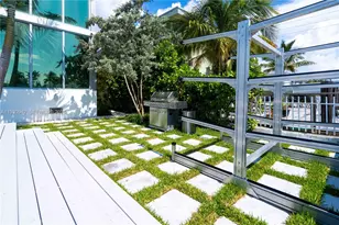 8425 Crespi Blvd, Miami Beach, FL 33141 - Photo 22