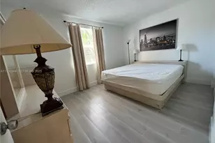 17100 N Bay Rd, Sunny Isles Beach, FL 33160 - Photo 16