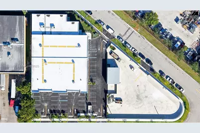 10941 NW 123rd St, Medley, FL 33178 - Photo 8