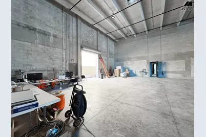 10941 NW 123rd St, Medley, FL 33178 - Photo 52