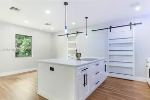 817 NW 17th St, Fort Lauderdale, FL 33311 - Photo 2