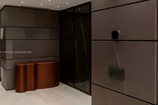 10101 Collins Ave, Bal Harbour, FL 33154 - Photo 32