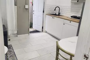 1385 NE 133rd St, North Miami, FL 33161 - Photo 14