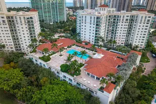 19900 E Country Club Dr, Aventura, FL 33180 - Photo 40