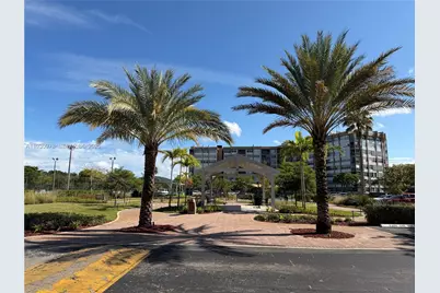 1100 Saint Charles Pl #L6, Pembroke Pines, FL 33026 - Photo 24