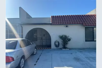 1620 W 57th Ter, Hialeah, FL 33012 - Photo 2