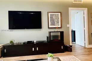 7900 Harbor Island Dr, North Bay Village, FL 33141 - Photo 8