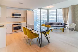 45 SW 9th St, Miami, FL 33130 - Photo 8