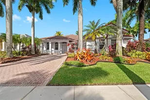 1901 Timberline Rd, Weston, FL 33327 - Photo 2