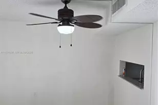 8075 SW 107 Av, Miami, FL 33173 - Photo 6