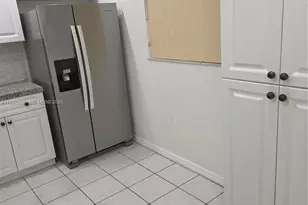 8075 SW 107 Av, Miami, FL 33173 - Photo 2