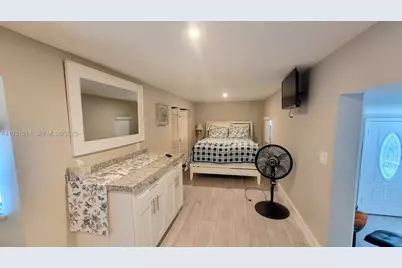 1339 Old Lakeport Rd., Lake Port, FL 33471 - Photo 10