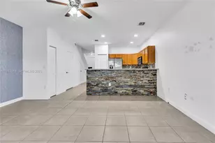 3549 W 89th Pl, Hialeah, FL 33018 - Photo 12