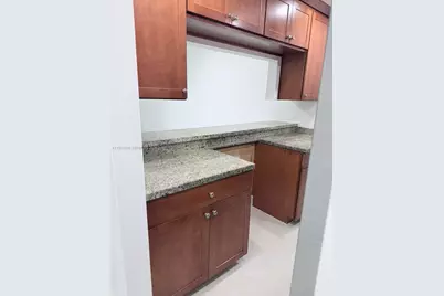 160 SW 30th Ave #104A, Miami, FL 33135 - Photo 10