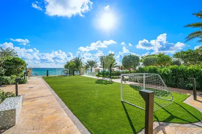 17901 Collins Ave #1002, Sunny Isles Beach, FL 33160 - Photo 32