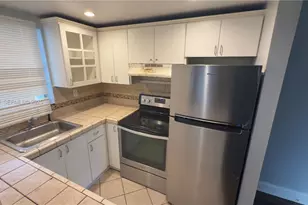 3536 NE 168th St, North Miami Beach, FL 33160 - Photo 6