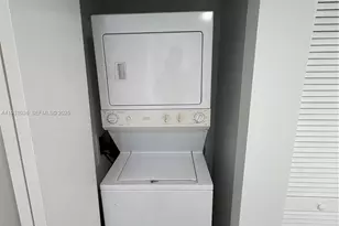 2475 Brickell Ave, Miami, FL 33129 - Photo 20