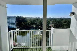 1200 NE Miami Gardens Dr, Miami, FL 33179 - Photo 12