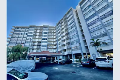 1200 NE Miami Gardens Dr #1011W, Miami, FL 33179 - Photo 2