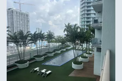 92 SW 3rd St #1408, Miami, FL 33130 - Photo 6