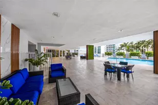 170 SE 14th St, Miami, FL 33131 - Photo 30