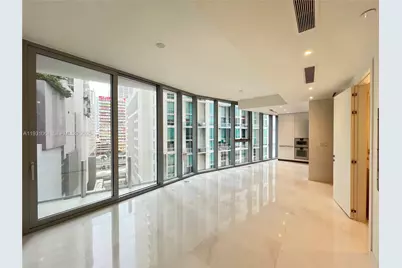 300 Biscayne Blvd Way #806E, Miami, FL 33131 - Photo 2