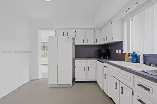 5334 Balsam Terrace, Plantation, FL 33317 - Photo 6