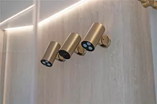 1045 W 47th Ct, Miami Beach, FL 33140 - Photo 52