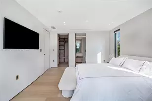 1045 W 47th Ct, Miami Beach, FL 33140 - Photo 38