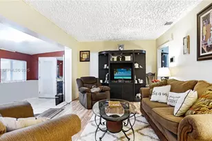 2615 NW 114th St, Miami, FL 33167 - Photo 28