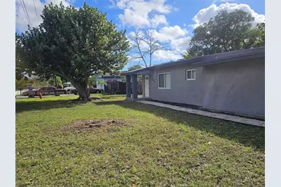 2488 SW 6th Ct, Fort Lauderdale, FL 33312 - Photo 4