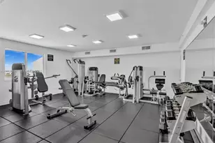 816 NW 11th St, Miami, FL 33136 - Photo 36