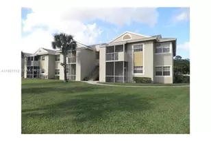 800 Cypress Park Way, Deerfield Beach, FL 33064 - Photo 1