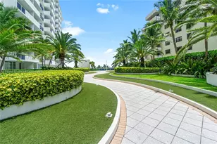 100 Lincoln Rd, Miami Beach, FL 33139 - Photo 16