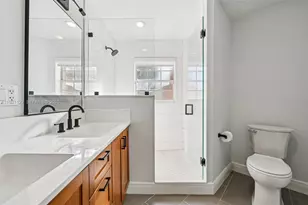 1356 NW 192nd Ave, Pembroke Pines, FL 33029 - Photo 24