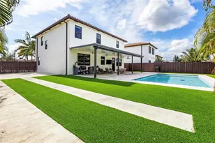2659 SE 1st Ln, Homestead, FL 33033 - Photo 12