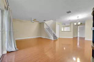 1121 SW 44th Ave, Deerfield Beach, FL 33442 - Photo 12