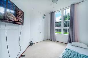 3001 NE 185th St, Aventura, FL 33180 - Photo 8