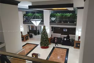 555 NE 15th St, Miami, FL 33132 - Photo 14