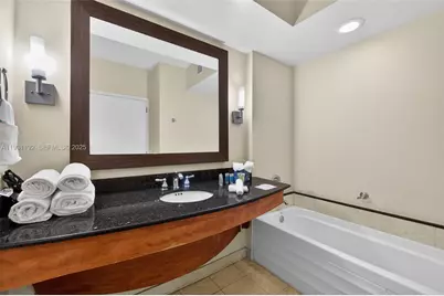 18001 Collins Ave #2101, Sunny Isles Beach, FL 33160 - Photo 24