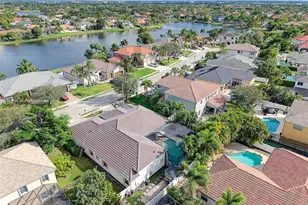 976 SW 159th Way, Pembroke Pines, FL 33027 - Photo 58