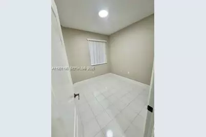 17820 NW 73rd Ave #208-1, Hialeah, FL 33015 - Photo 8