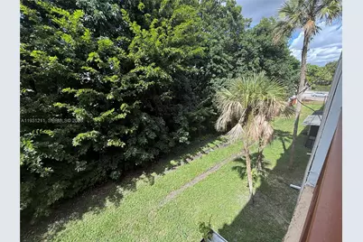 8860 Fontainebleau Blvd #305, Miami, FL 33172 - Photo 26
