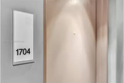 1300 Brickell Bay Dr #1704, Miami, FL 33131 - Photo 24