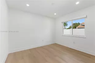 16859 Crestview Ln, Weston, FL 33326 - Photo 16