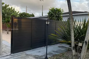 10529 NW 37th Ave, Miami, FL 33147 - Photo 20